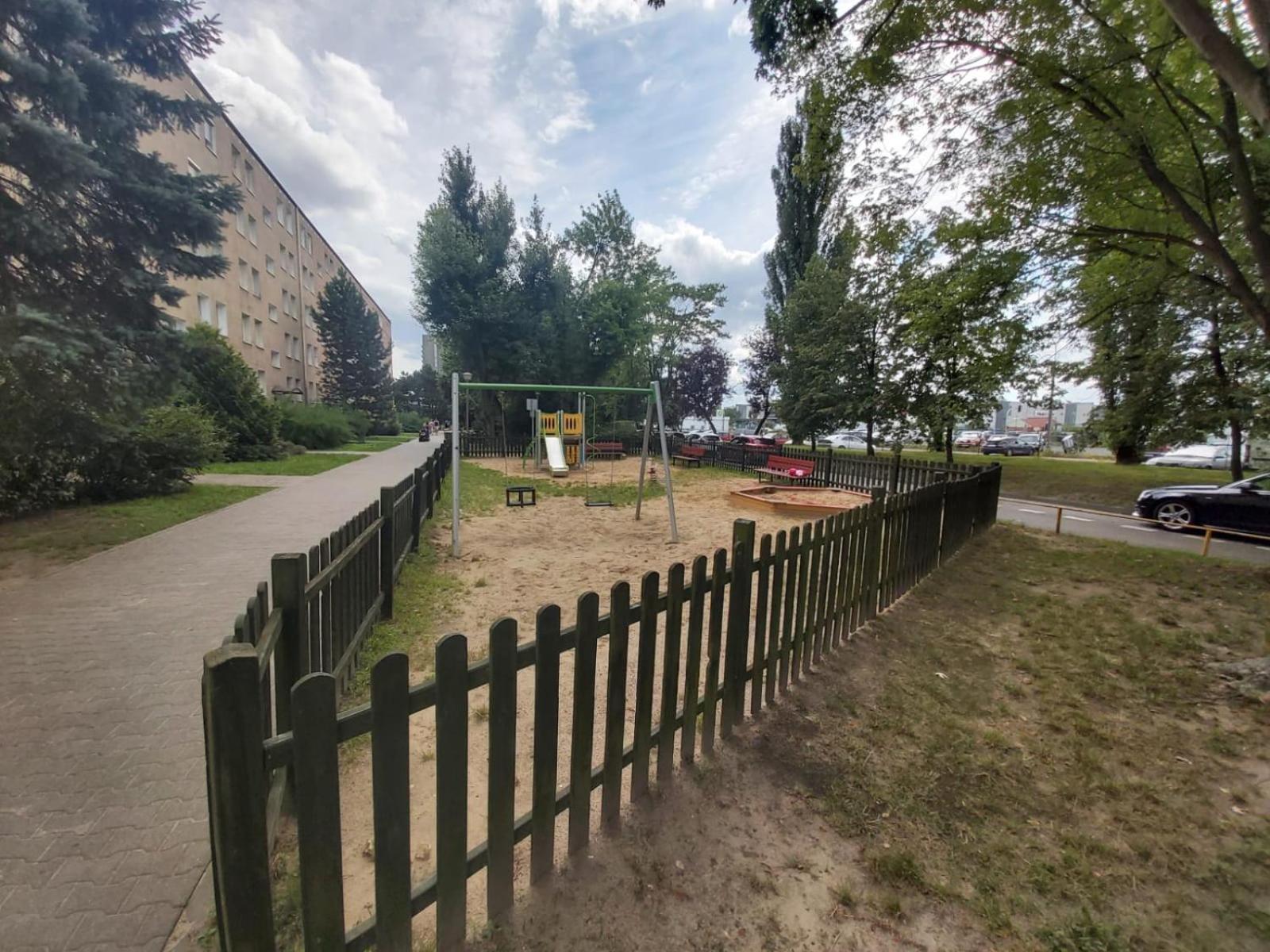 2050 Zwyciestwa 23 - Tanie Pokoje - Samodzielne Zameldowanie - Self Check In Posen Exterior foto